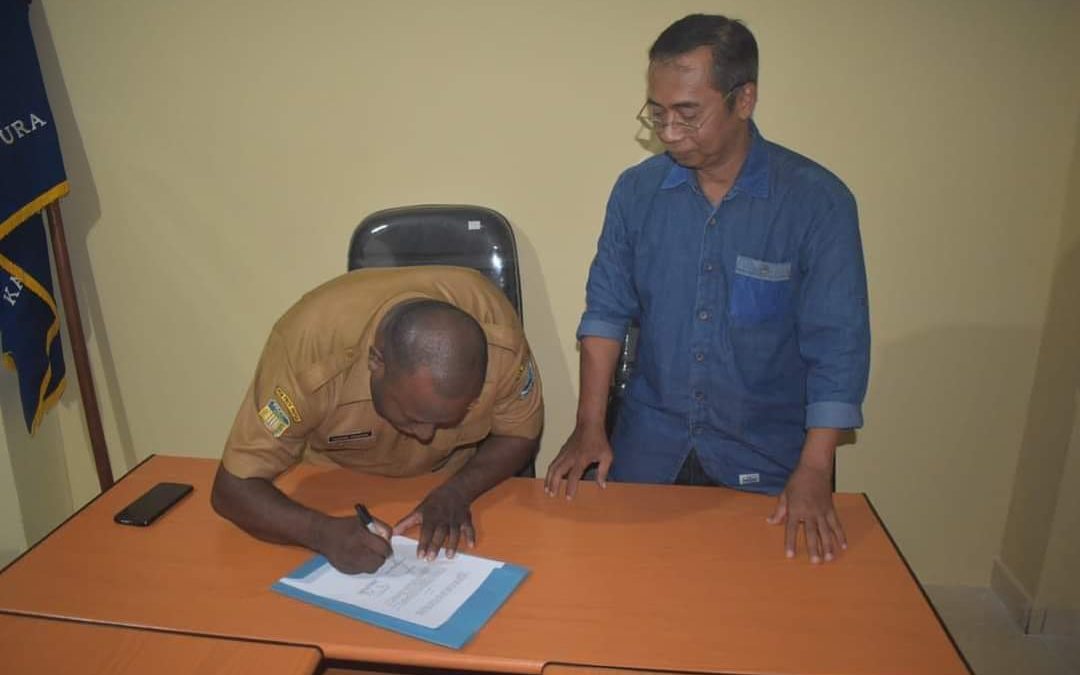 Perjanjian Kerjasama Dinas Komunikasi dan Informatika Kabupaten Jayapura dengan Program Studi Sistem Informasi USTJ
