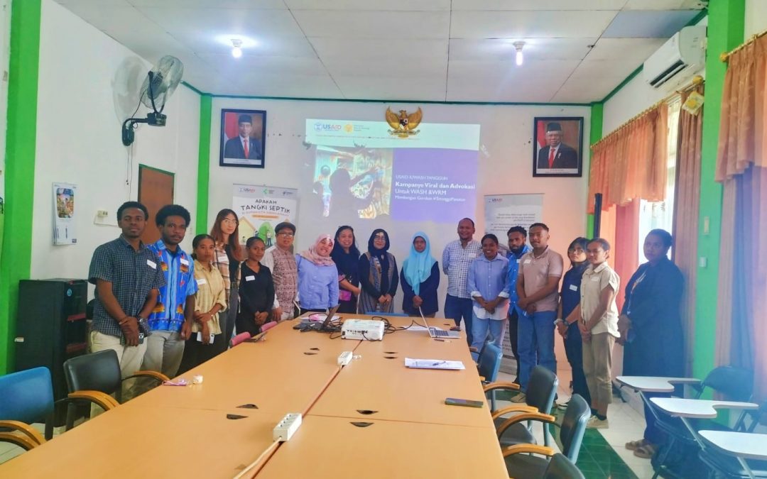 USAID IUWASH dan USTJ laksanakan Workshop Penyedia Konten Kota Jayapura (Kampanye Viral dan Advokasi WASH & WRM)